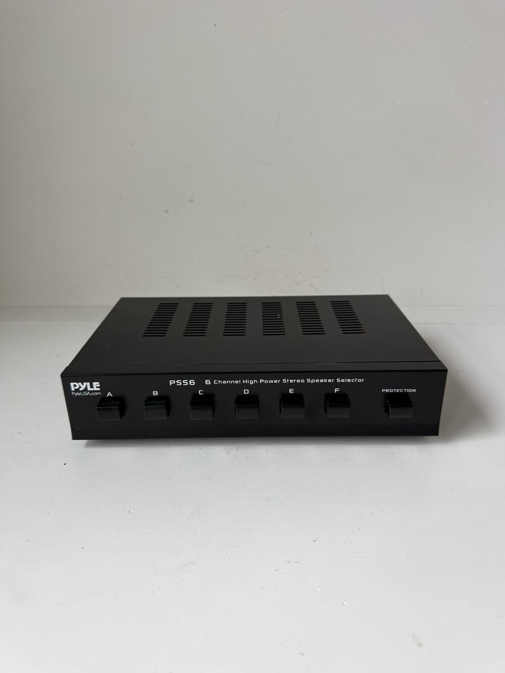 Pyle 6 Channel Stereo Speaker Selector with Volume Control - PLSHVC612